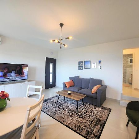 Apartment Big Blue Maslenica Exterior foto